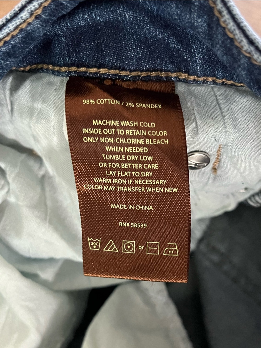 Kut from the Kloth Katy Boyfriend Straight Jeans Size 10 - Picture 5 of 9